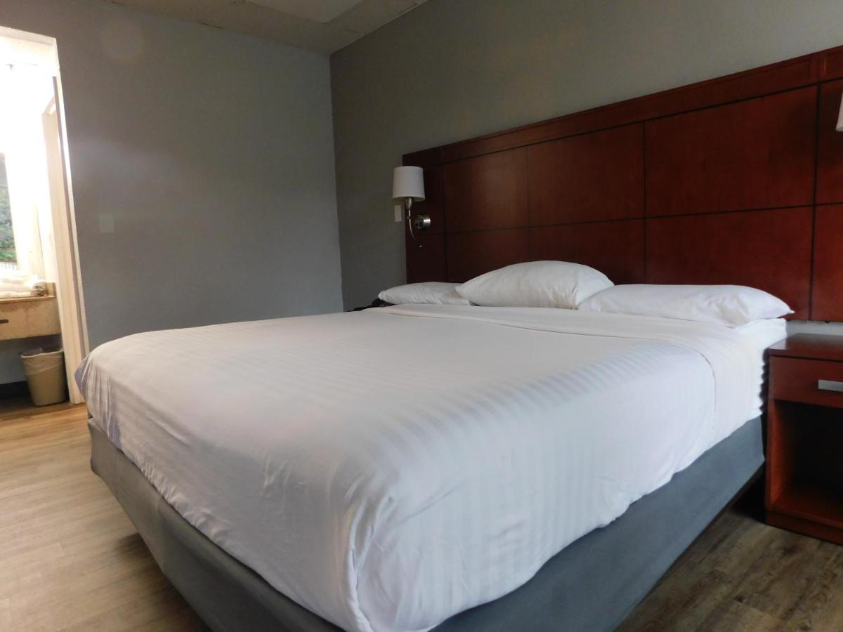Park View Inn. Greensboro Zewnętrze zdjęcie